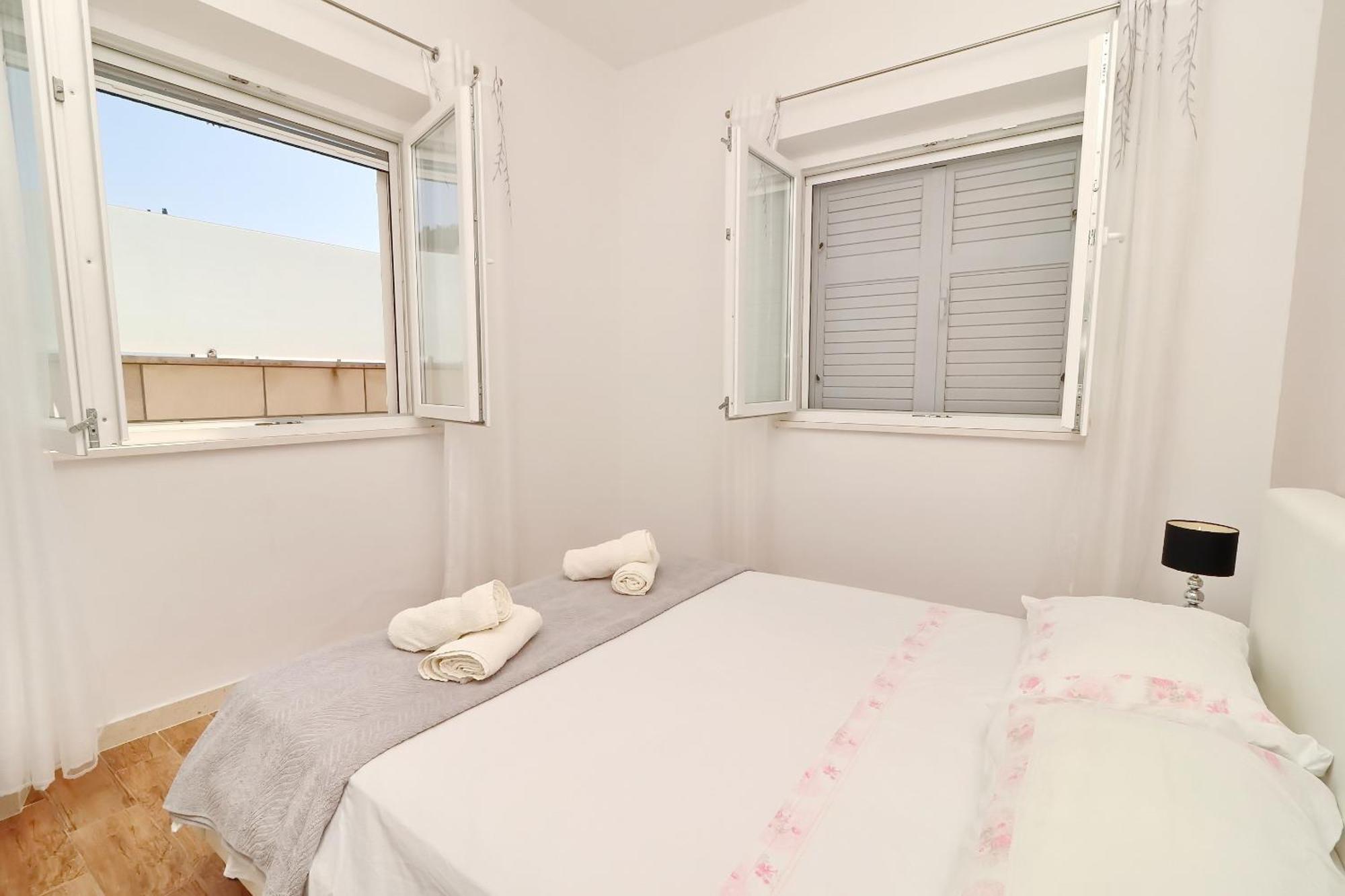Villa Ivana Zrnovo Bagian luar foto